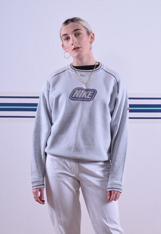 EMBROIDERED NIKE SWEATSHIRT