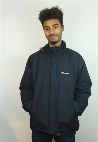 HOODED BERGHAUS JACKET, LARGE