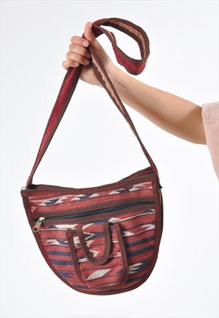 VINTAGE 90'S BAG IN AZTEC PRINT