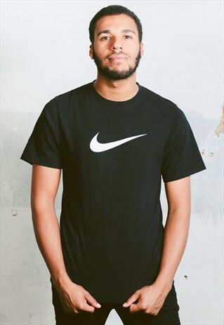 VINTAGE NIKE T-SHIRT