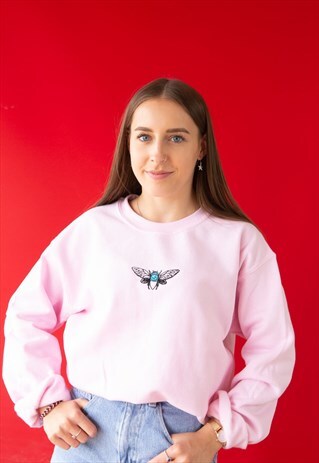 UNISEX SWEATSHIRT IN PINK WITH MOTH EMBROIDERY