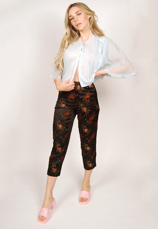 garment image