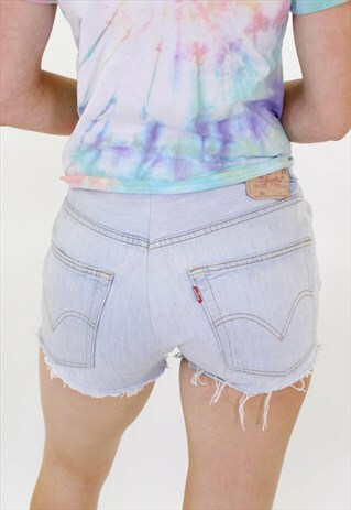 VINTAGE LEVIS DENIM SHORTS