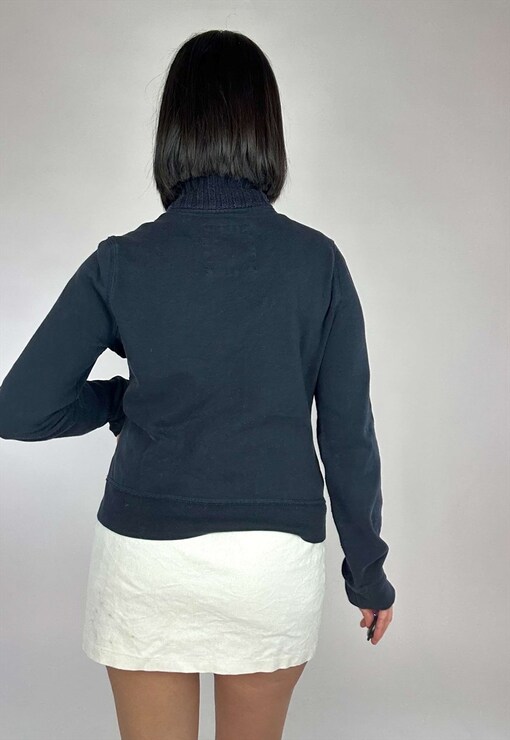 garment image