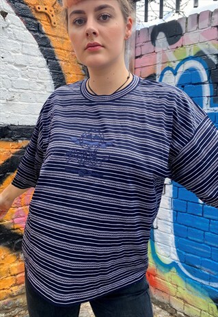 VINTAGE 80S T-SHIRT IN BLUE WHITE STRIPED WITH EMBROIDERY