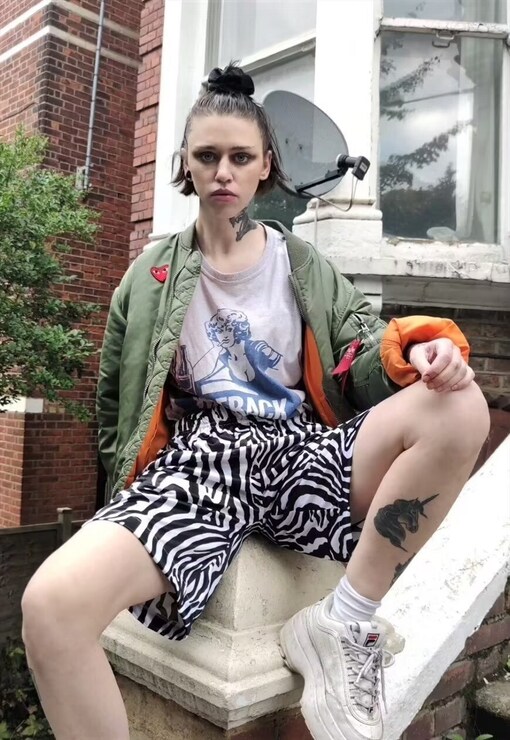 garment image