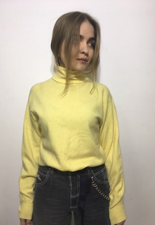 VINTAGE 80' BEAUTIFUL COOL YELLOW TURTLENECK