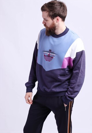 VINTAGE ADIDAS SWEATSHIRT