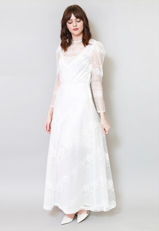 VINTAGE 1960'S STUNNING IVORY LACE WEDDING DRESS
