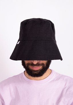 Linen bucket hat in black