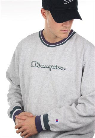 VINTAGE CHAMPION USA SPELL OUT SWEATSHIRT JUMPER