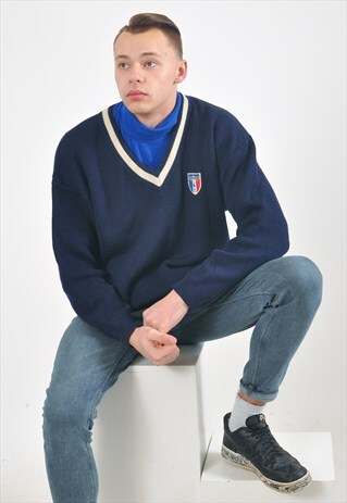 VINTAGE V NECK JUMPER IN BLUE
