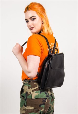 VINTAGE 90'S BLACK LEATHER BACKPACK RUCKSACK
