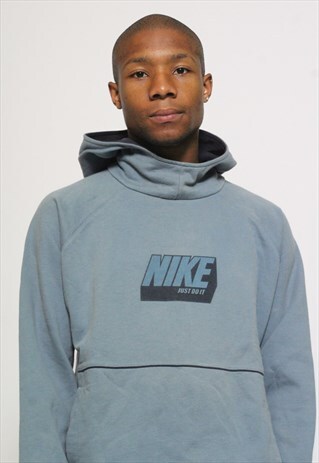 VINTAGE NIKE SWEATSHIRT