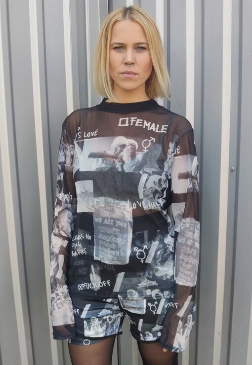 garment image