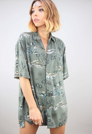 VINTAGE OVERSIZED SHORT SLEEVE HAWAIIAN PATTERNED SHIRT