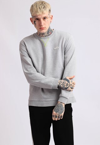 VINTAGE ADIDAS SWEATSHIRT
