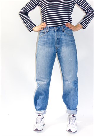 VINTAGE DISTRESSED 501 BOYFRIEND FIT JEANS