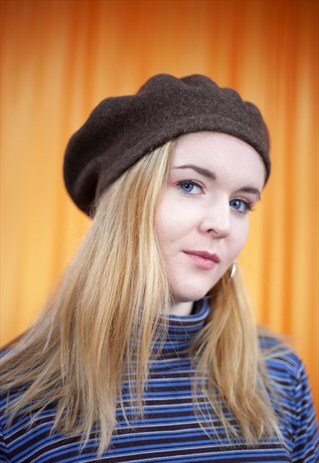 VINTAGE 90S BERET BROWN WOOL WINTER HAT
