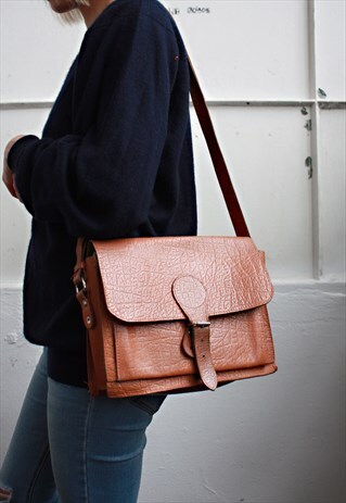 VINTAGE 80' BEAUTIFUL CLASSIC BROWN LEATHER BAG