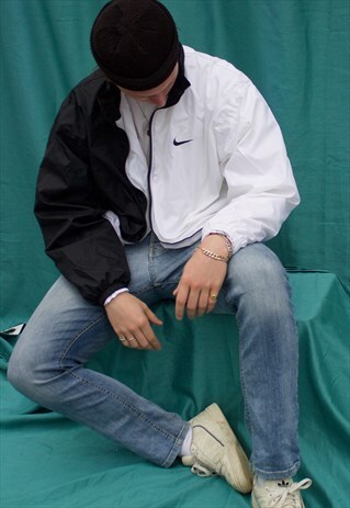 VINTAGE NIKE SHELL JACKET