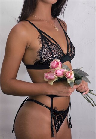CLASSIC BLACK HARNESS BRALETTE