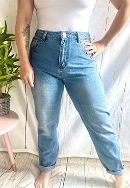 Vintage High Waisted Light Denim 90's Boyfriend Jeans