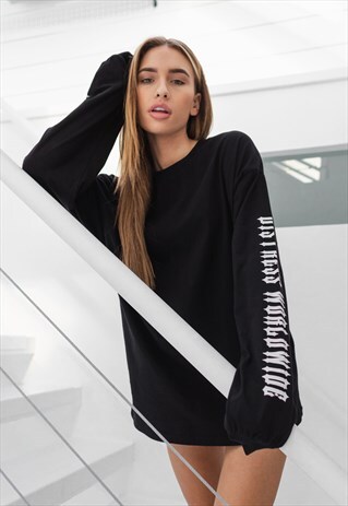 WHO'S WORLD - LONG SLEEVE T-SHIRT - BLACK