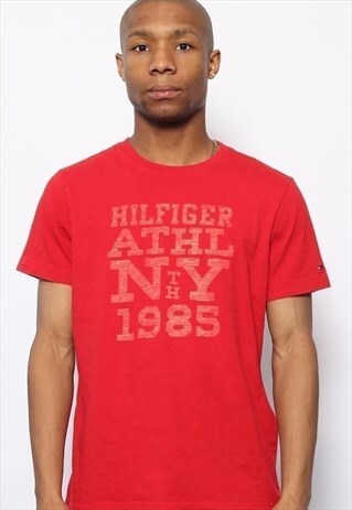 VINTAGE TOMMY HILFIGER BIG LOGO T-SHIRT RED