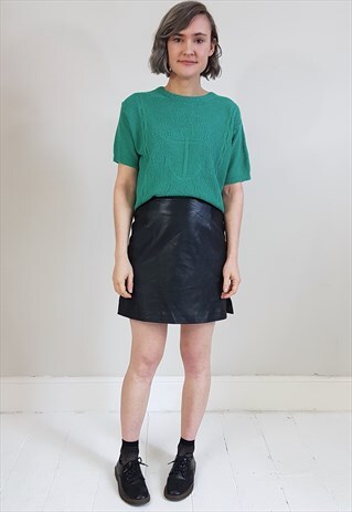 VINTAGE 90'S GREEN KNIT TOP WITH ANCHOR DESIGN