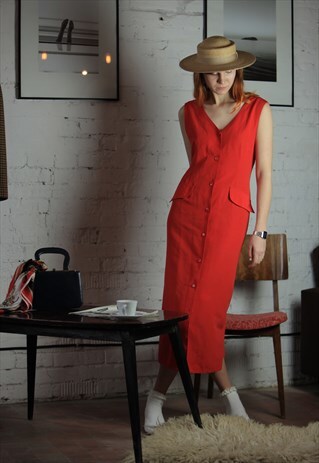 VINTAGE RED WEEKEND DRESS