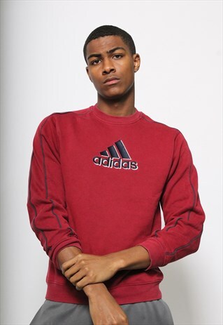 VINTAGE ADIDAS SWEATSHIRT