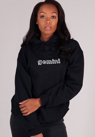 OVERSIZED GEMINI STARSIGN HOODIE IN BLACK