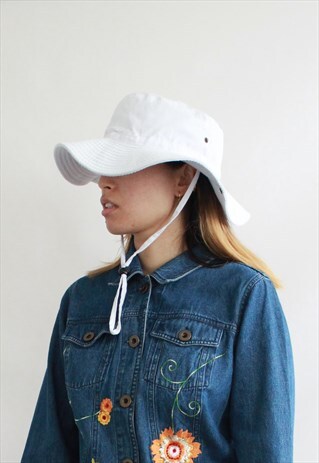 WHITE SUN HAT