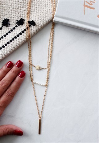 GOLD PEARL FLOWER MULTI LAYER NECKLACE
