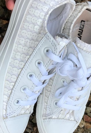 VINTAGE 90'S WHITE SEQUIN SPARKLE CONVERSE TRAINERS