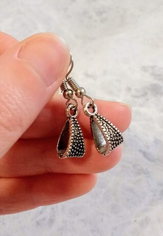 CLASSIC MINI LOOPED EARRINGS