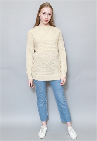 VINTAGE 1990'S CREAM KNITTED PATTERN WOOL JUMPER