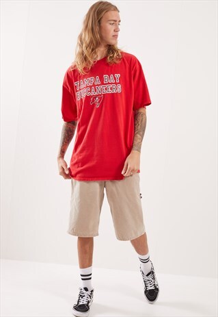 VINTAGE TAMPA BAY BUCCANEERS GRAPHIC T-SHIRT