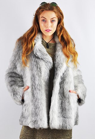 VINTAGE 1980'S GREY FAUX FUR JACKET