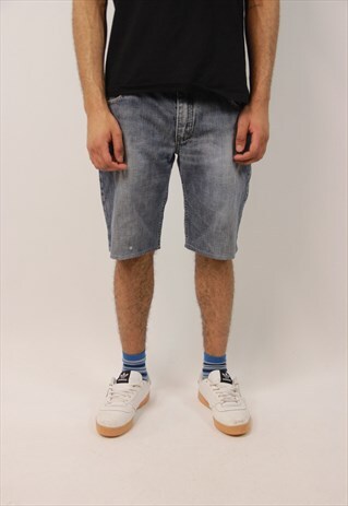 VINTAGE LEVI'S SHORTS