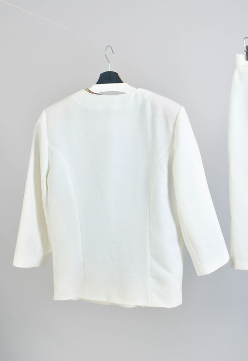 garment image