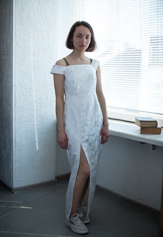 VINTAGE 60'S IVORY EMBROIDERED WEDDING DRESS