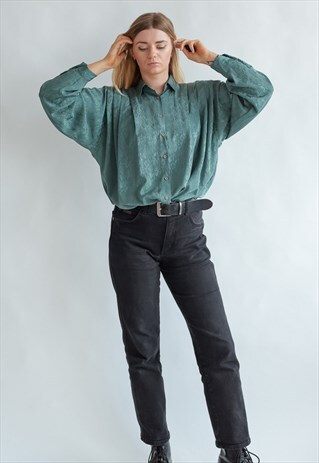 VINTAGE 80S FUNKY SATIN SHIRT IN GREEN