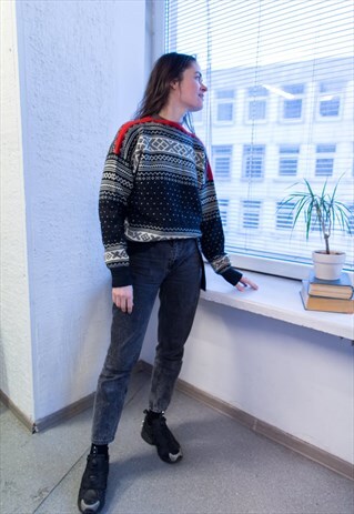 VINTAGE 80'S GREY/WHITE SCANDI STYLE JUMPER