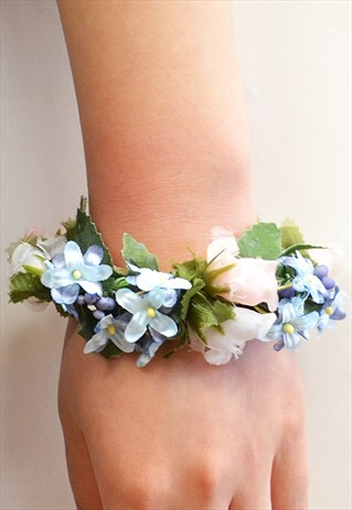 FLORAL BRACELET (LIGHT BLUE)