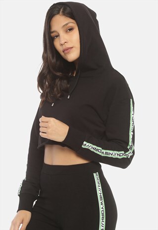 IS.U LOVE BLACK CROPPED HOODIE