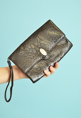 COOL VINTAGE 80'S FAUX LEATHER CLUTCH STYLE MINI BAG