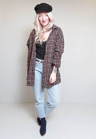 VINTAGE 1990'S BLACK & ORANGE PLAID GRUNGE FLANNEL SHIRT.