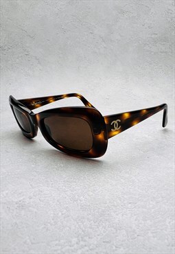 Chanel Sunglasses Brown Tortoiseshell Cat Eye Gold Logo 5012